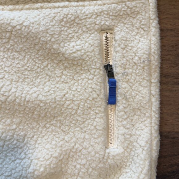 Patagonia Retro Pile Marsupial Pullover Women’s M White Blue Trim Cozy Fleece - Picture 5 of 6